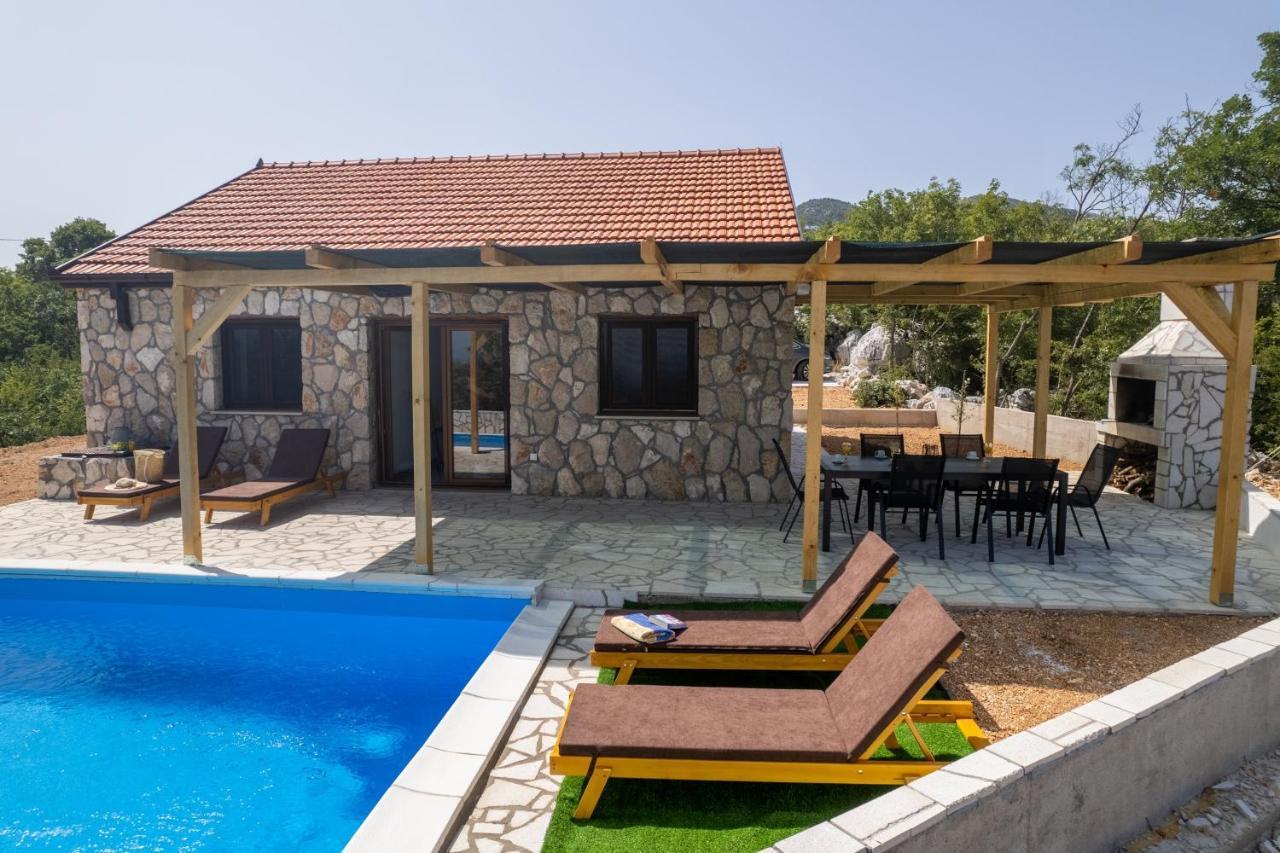 Villa Ivanka เนอุม ภายนอก รูปภาพ